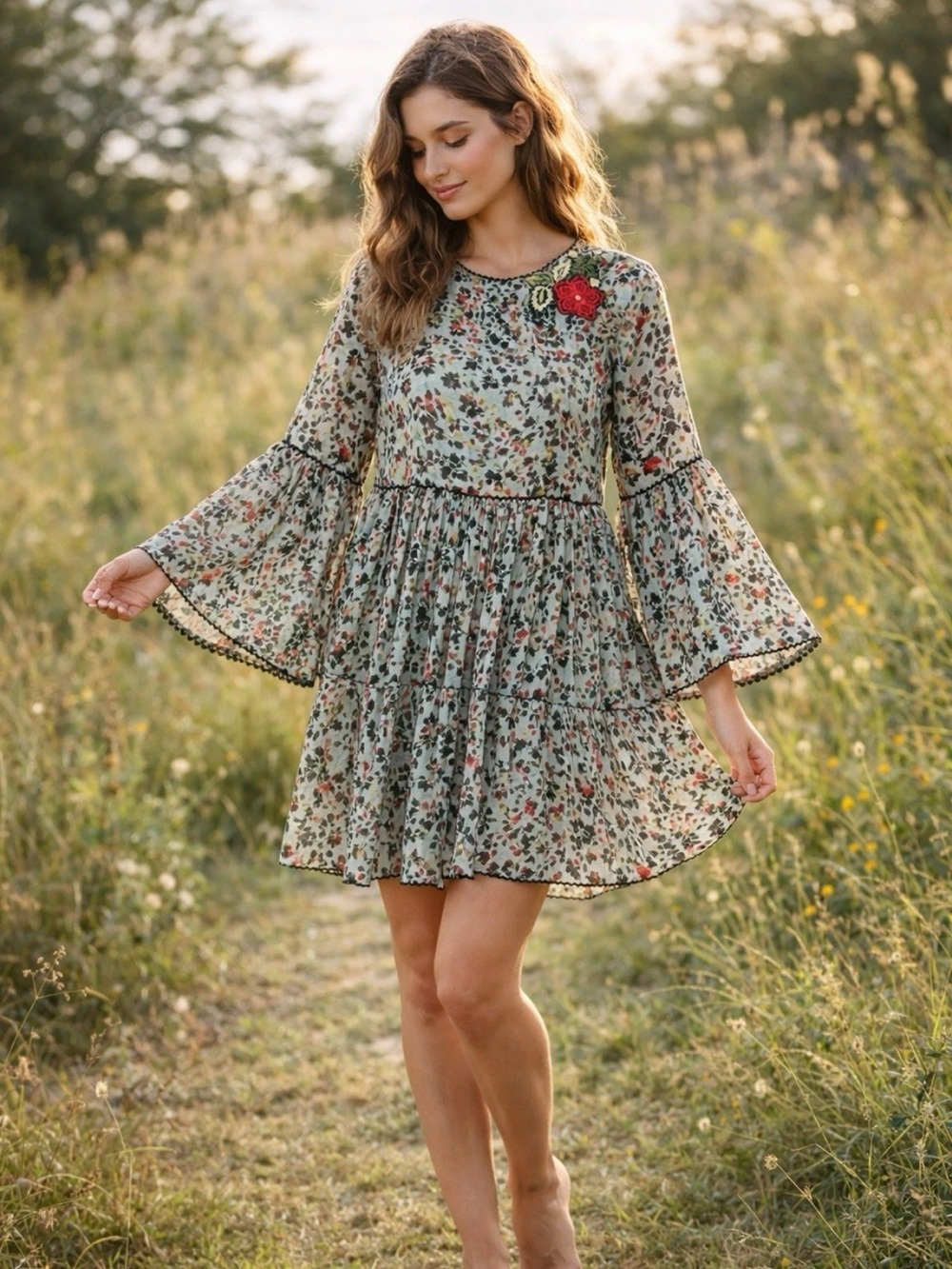 Bhanuni by Jyoti Floral Embroidered Fairy Dress Bell Sleeves Sz 4